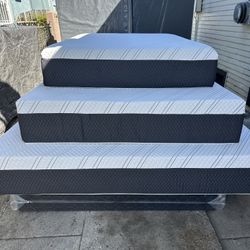 Full Size Mattress Memory Foam 12" New Mattress In A Plastic Sealed 