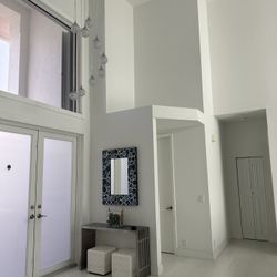 Modern/ transitional