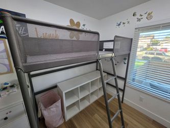 Loft bunk bed