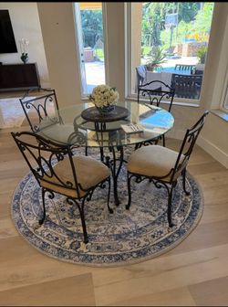Bombay dining set