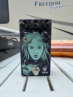 Walrus Audio Julia pedal