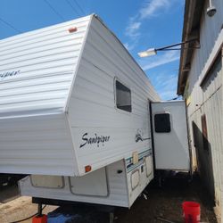 2000 Sandpiper Sleeper Trailer 