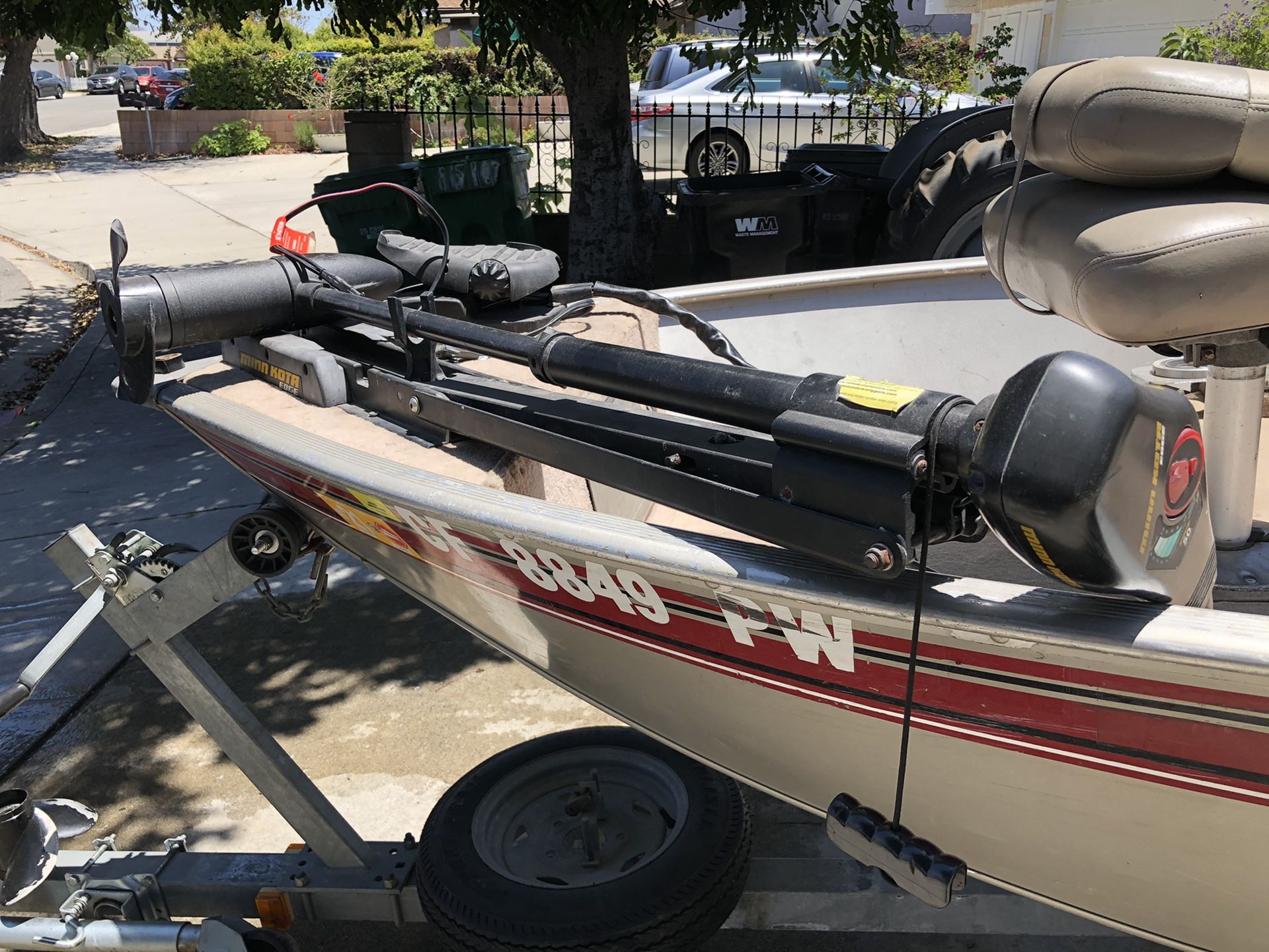 Bass Tracker Boat Super Guide V14 for Sale in West Covina, CA OfferUp