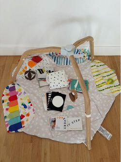 Lovevery Play Gym