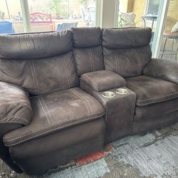 Loveseat, electric recliner