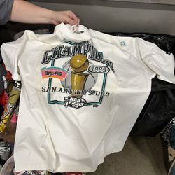 Vintage San Antonio Spurs 1999 NBA Champions Puma XXL White T-Shirt