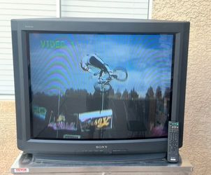 Sony Trinitron 35” Color CRT TV w/ Remote Composite S-Video Retro Gaming