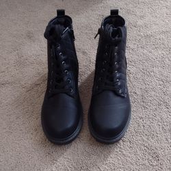 Brand New Womens Boots