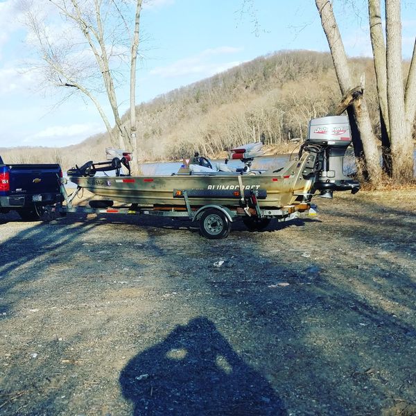 Jet boat