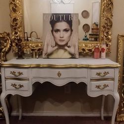 French Provincial Vanity With Mirror