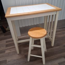 Table With ONE Barstool