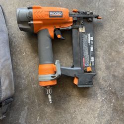 Ridgid Brad Nailer