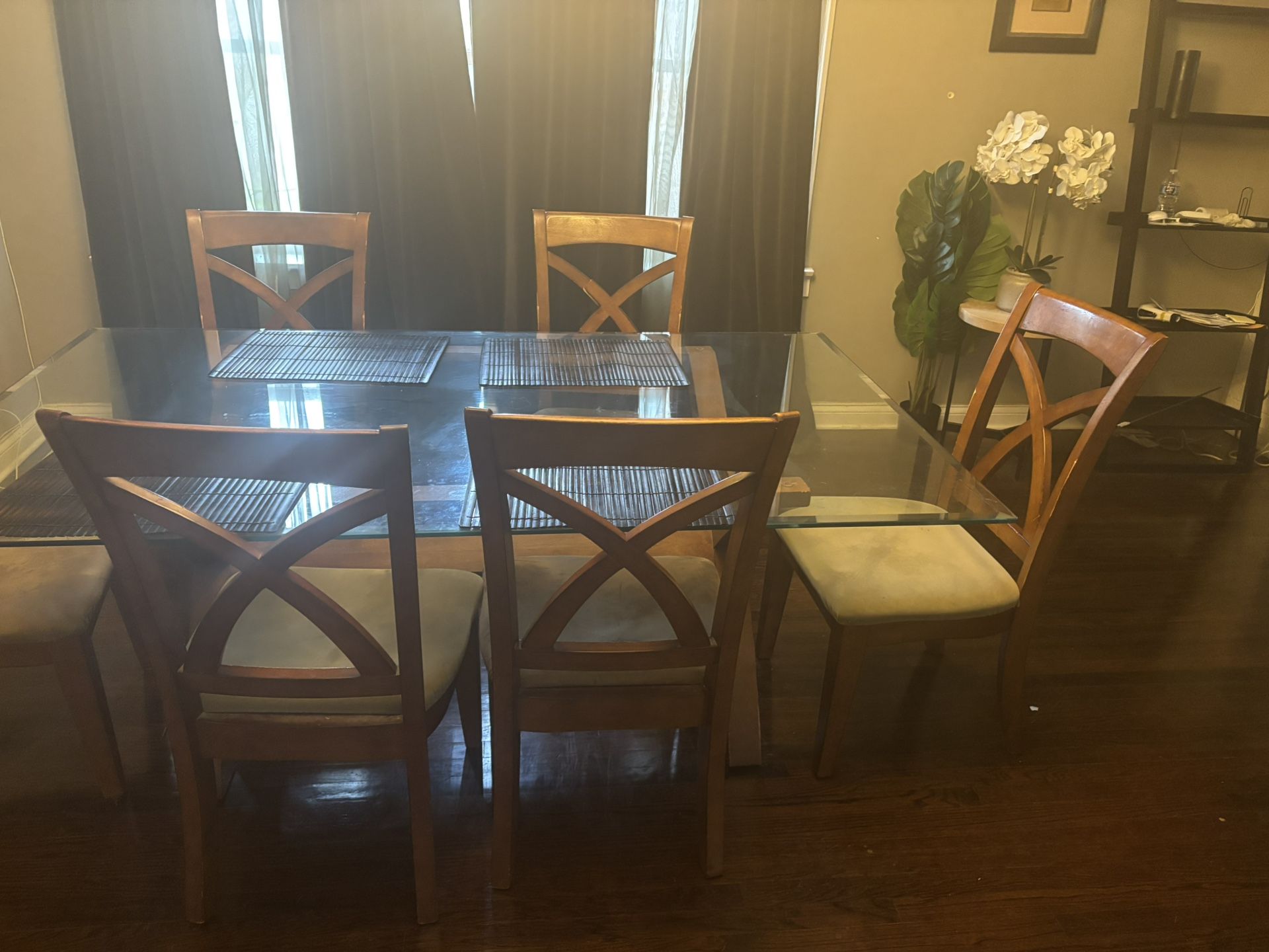Dining Table & Chairs (Selling My House)