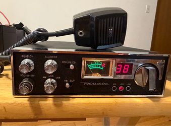 RadioShack Realistic TRC-448 SSB CB Radio