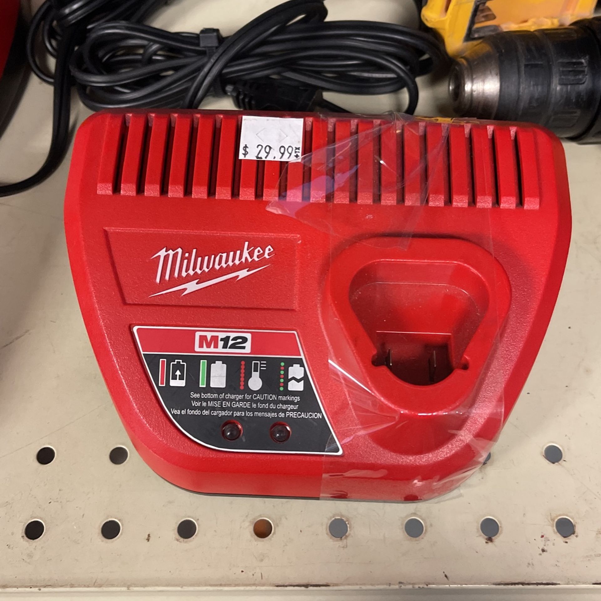 Milwaukee Battery Charger, M12