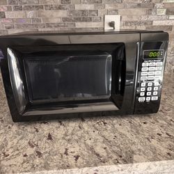 Countertop Microwave Oven