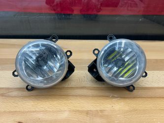 2014-2020 Toyota 4Runner OEM Fog Lights + 6000K LED Bulbs – Complete Pair