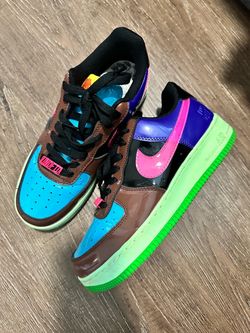 Nike Air Force 1 Undefeated size 7