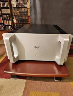 Classe Audio Amplifier - Model CA400
with manual
