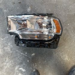 2024 Dodge Ram 2500 Left Headlamp Factory 