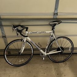 Cannondale CAAD7 Performance Bike