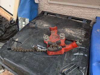 Rigid pipe vise OBO