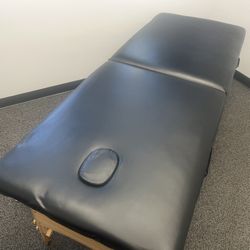 Massage Table -Black