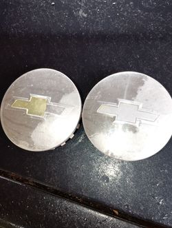 2015 Chevy OEM center caps