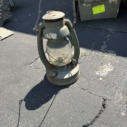 Antique Kerosine Lantern 50$ OBO