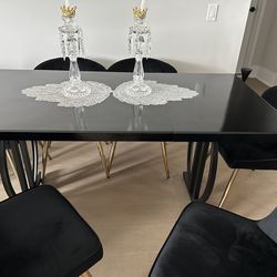 6 Seater Dinning Table With 6 Fabric Chairs