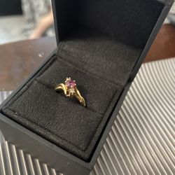 14k Gold Ring 