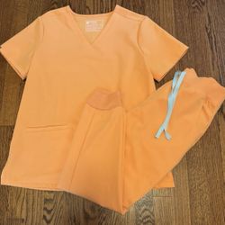 Figs Scrub Set