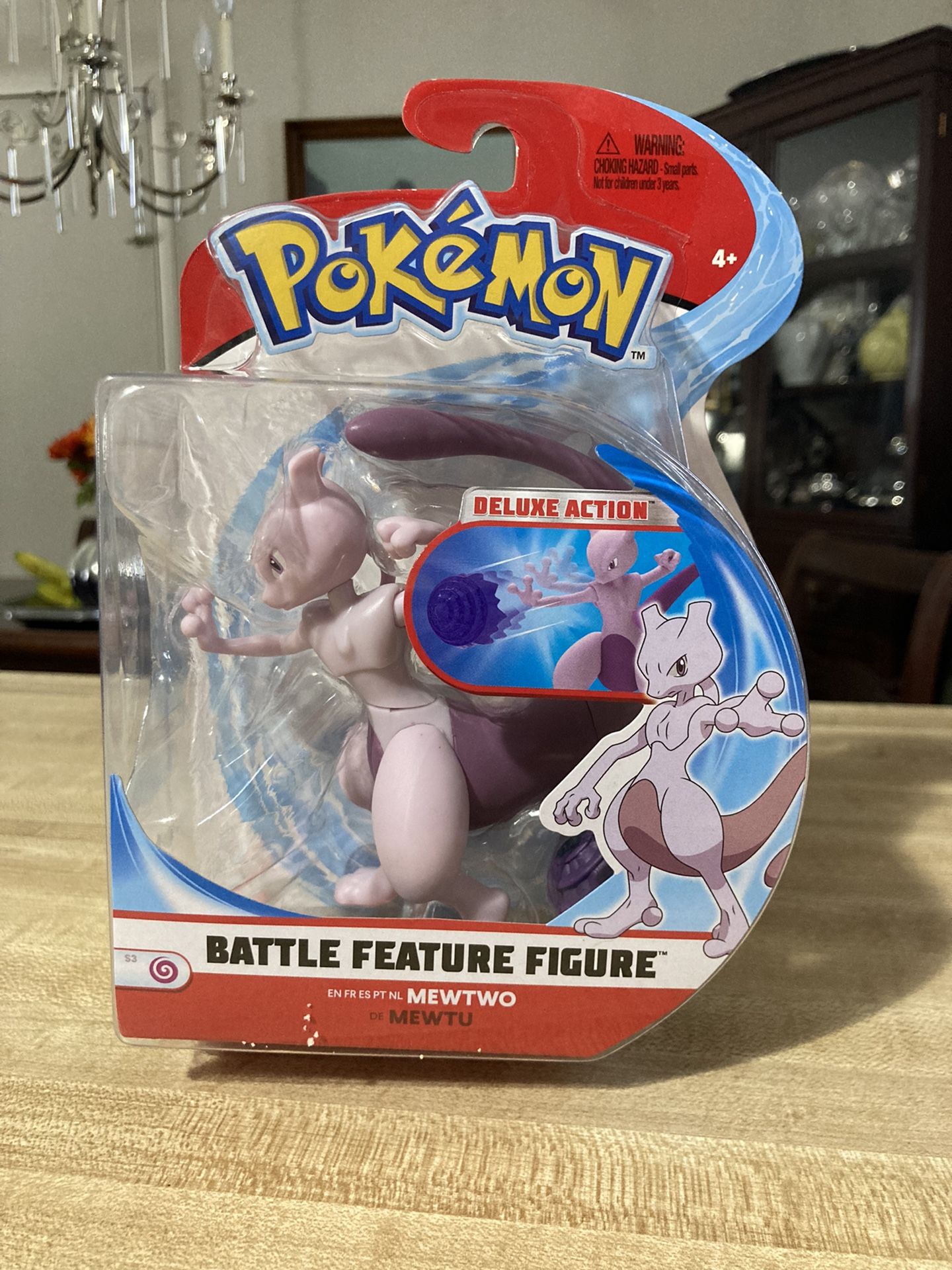 2021 Pokemon 4” Battle Feature Figure Mewtwo