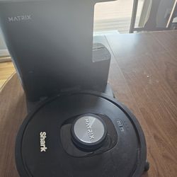 Shark Matrix Self Emptying Robot Vaccuum