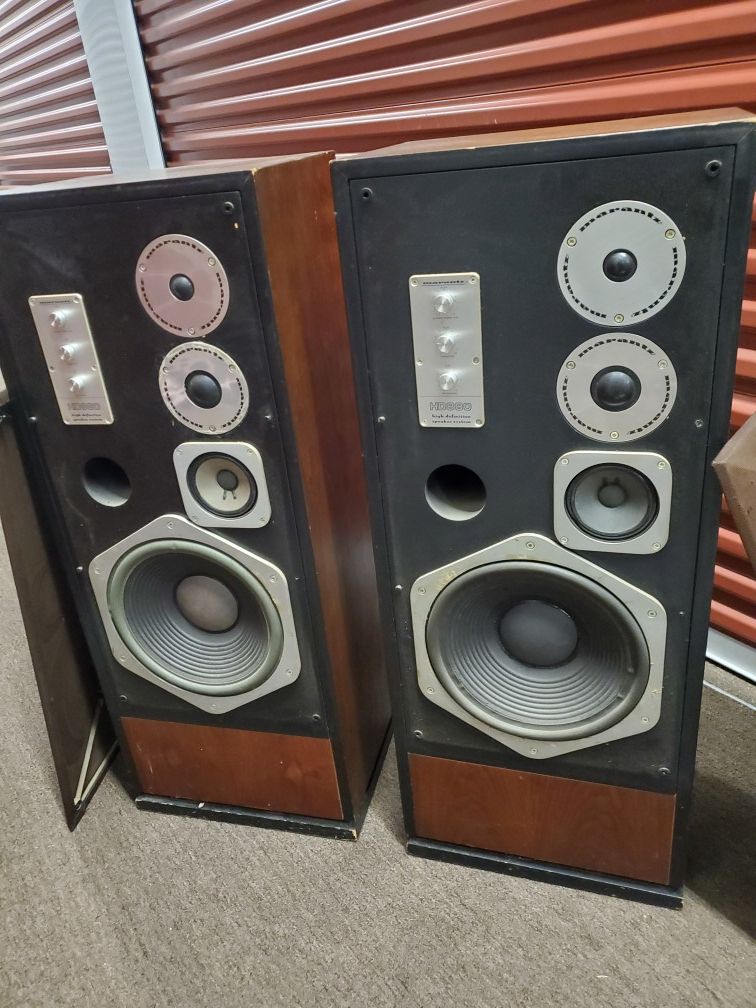 Vintage Marantz HD880 $300