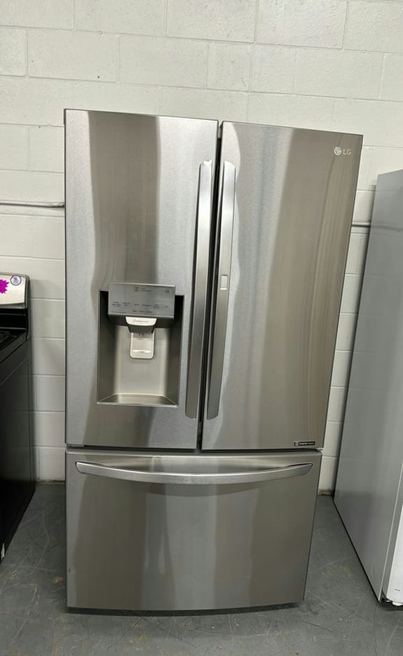 LG 3-Door French Door Fridge in Stainless Steel
