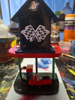 Scooter birdhouse