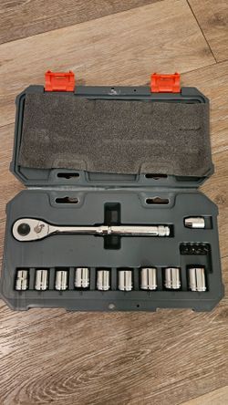 Crescent 15 PC Socket Wrench Set