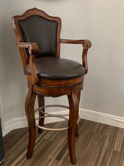 2 pub chairs