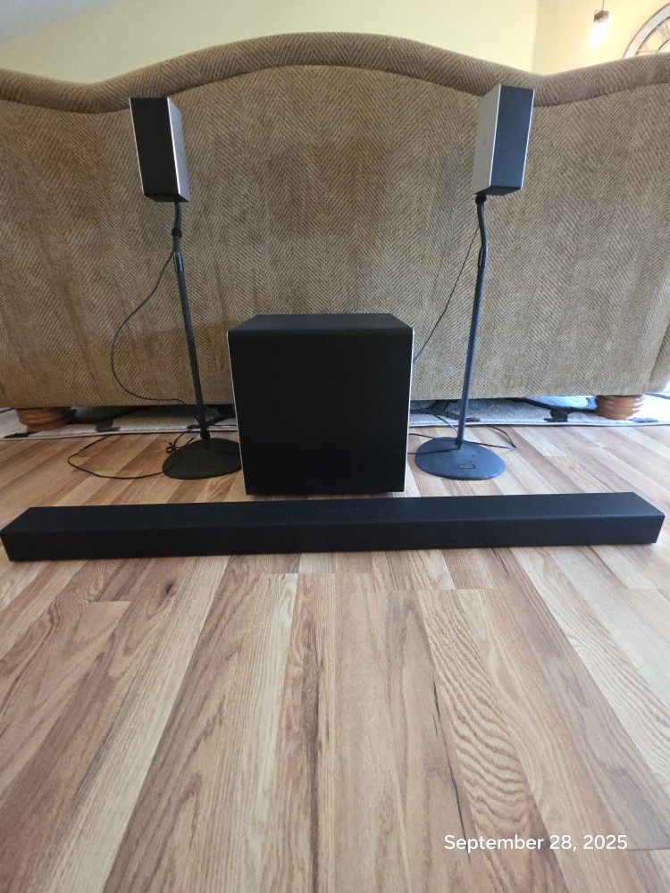 VIZIO SB46514-F6 46" 5.1.4 Home Theater Sound System with Dolby Atmos and Wireless Subwoofer