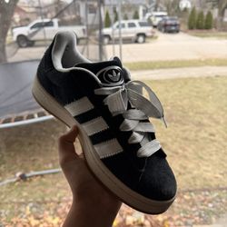 Adidas Campuses Size 9 Men’s