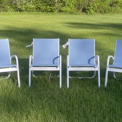 6 Outdoor Patio Chairs – Light Blue Mesh