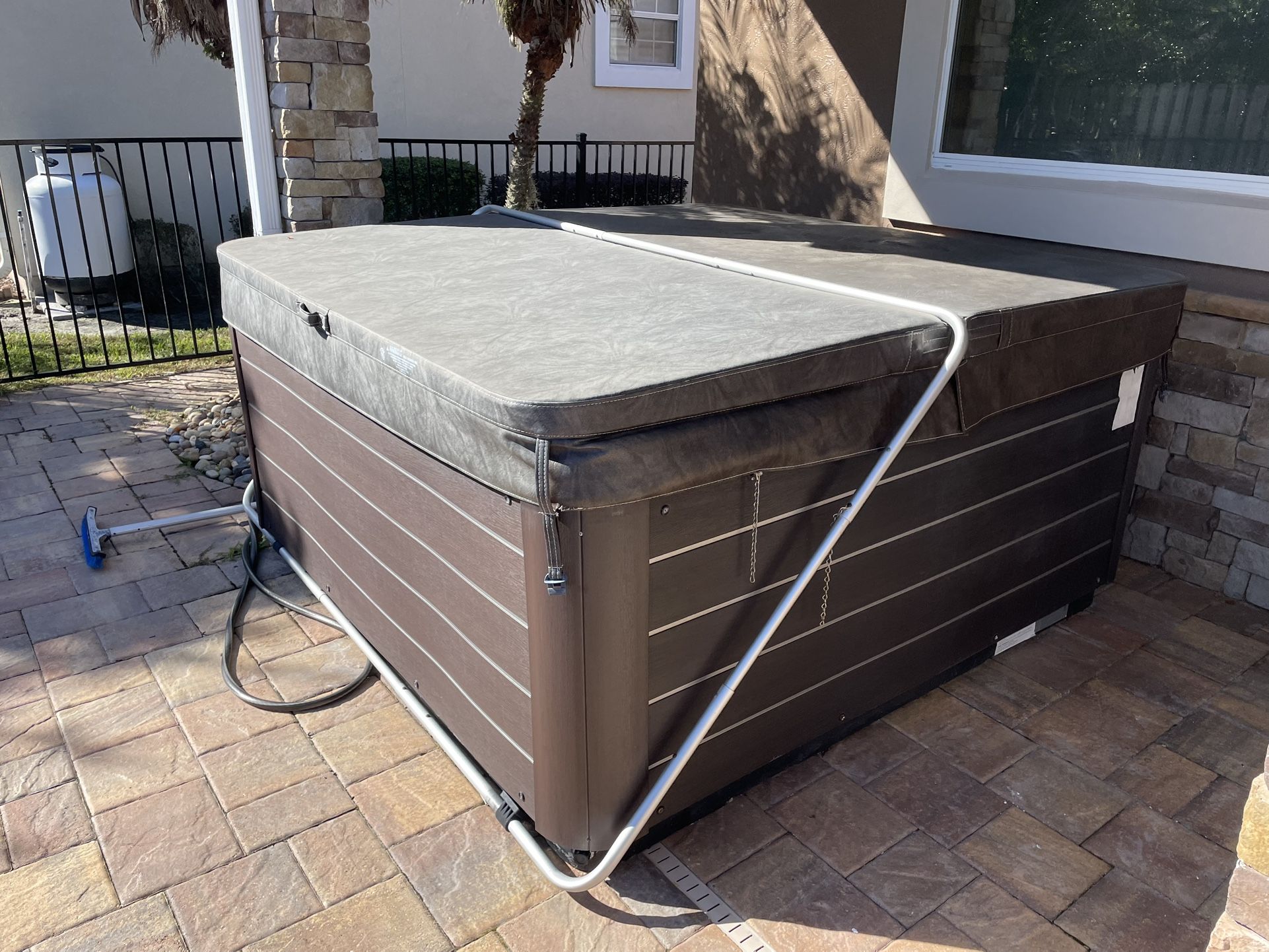 Free Hot Tub Spa - Fleming Island