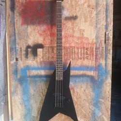 💥Electric Bass For Sale💥Read Description Below 💥 