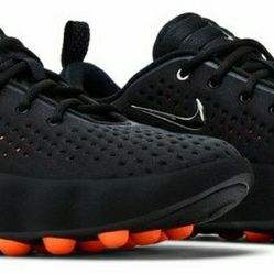 WOMENA NIKE MIND 002 BRAND NEW SIZE 7.5W