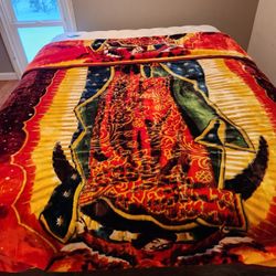 Cobijas DE Reversible Y Con Borrego. King Size