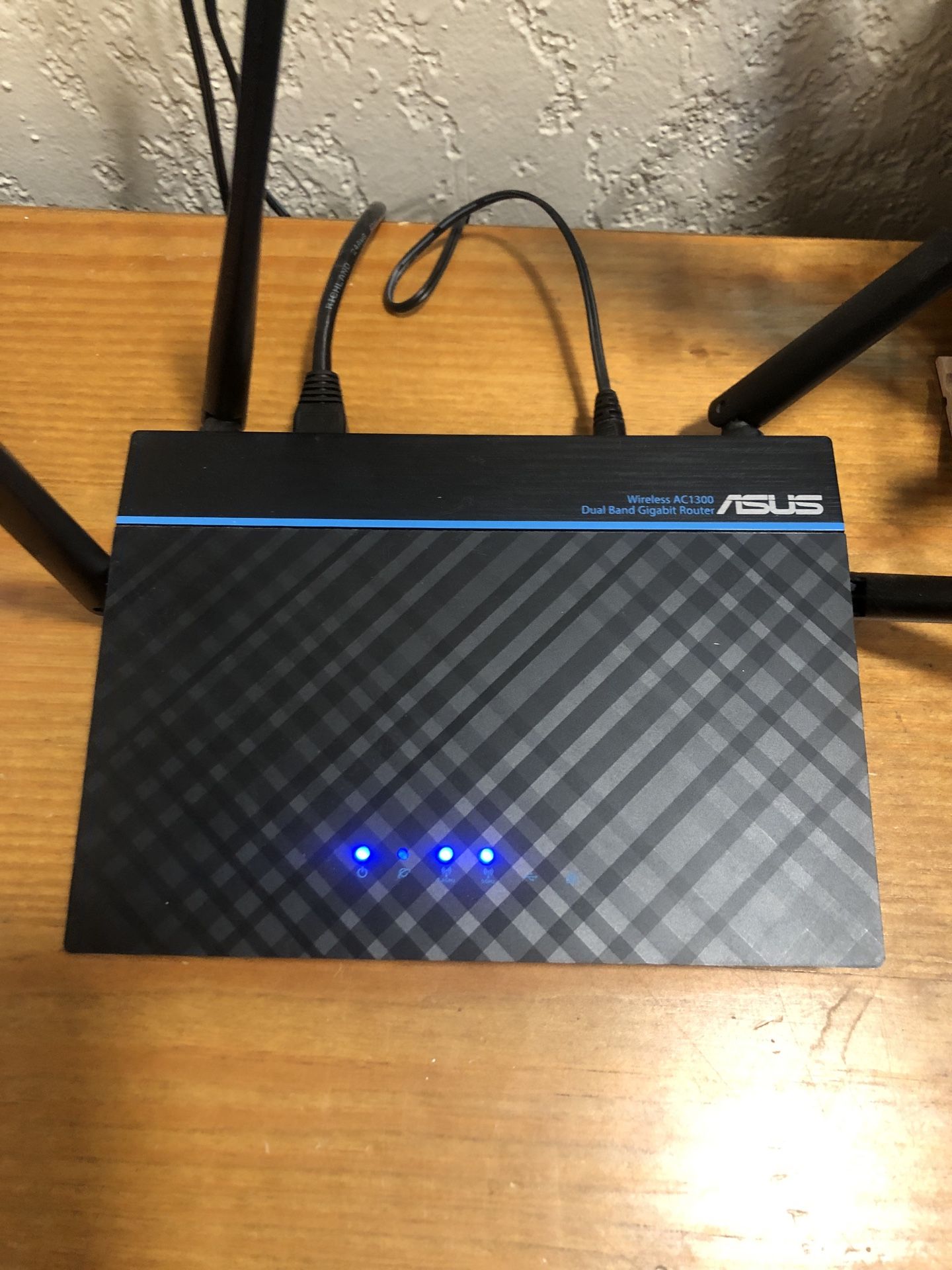 Arris Surfboard SB6183 & ASUS AC1300 Dual Band Router