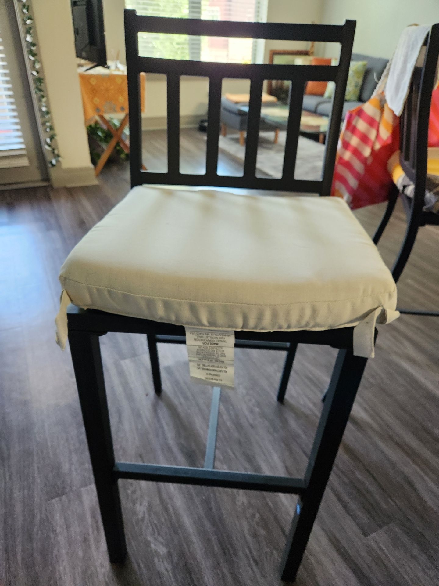 2 High Chairs /bar Stools