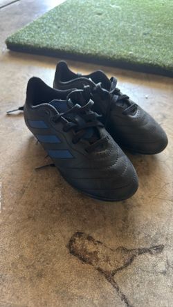 Soccer Cleats For Boys (size 12.5) - Addidas