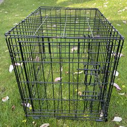 Small Two Door Wire Collapsible Dog Crate Black No Tray 24” L x 20” H x 18” W